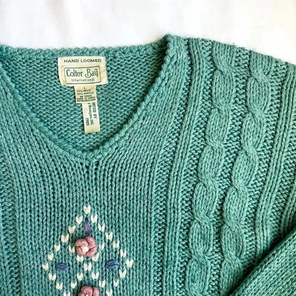 VINTAGE 80’s Chunky Knit Sweater - Picture 4 of 6